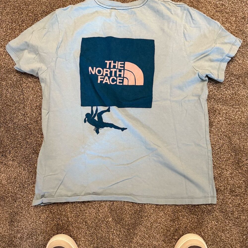 The North Face Women's Blue Dome Climb T-Shirt Size L Casual Slim Fit